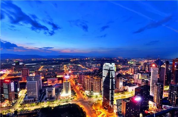 江西，风华绝代的多彩宝藏